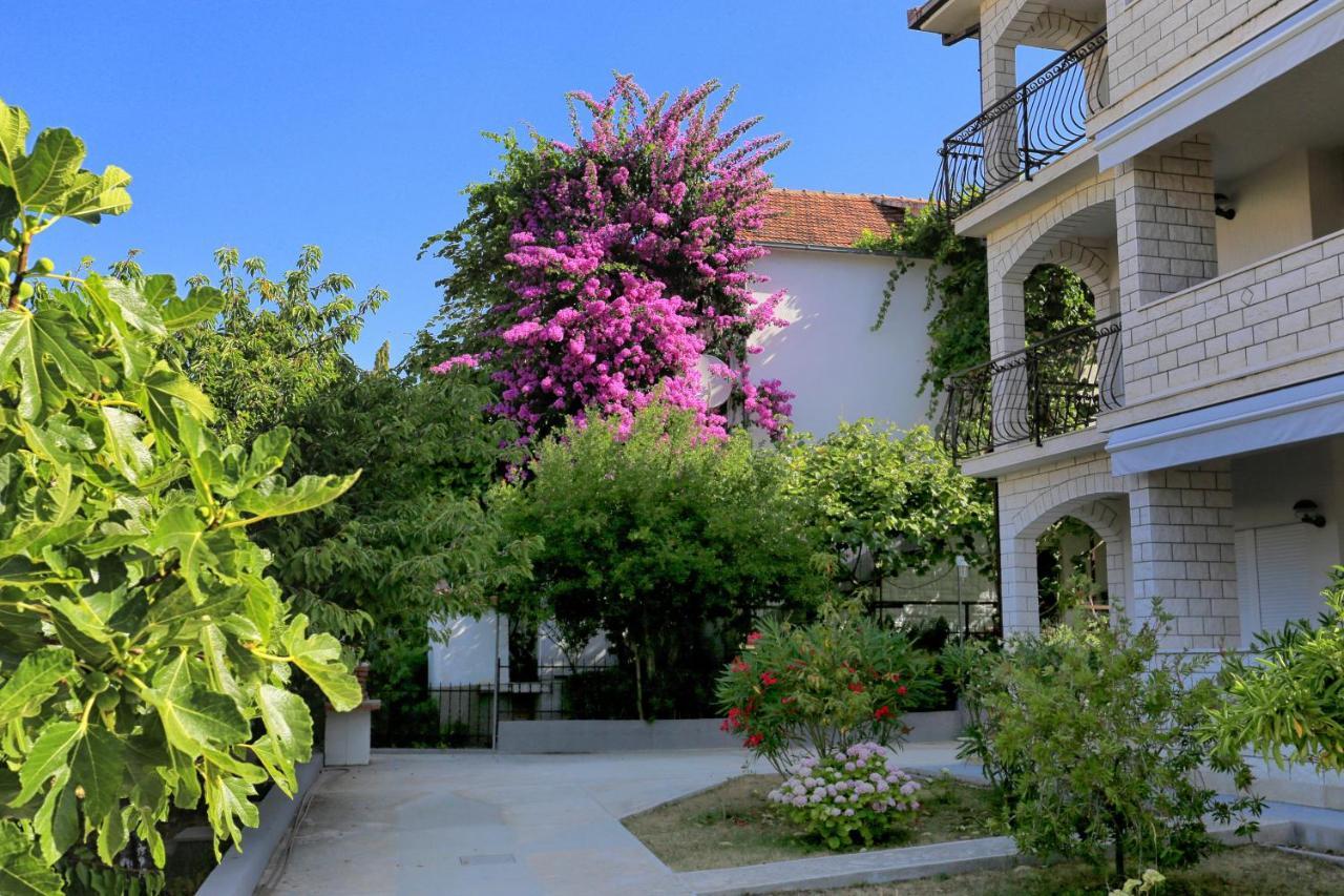 Apartments By The Sea Okrug Gornji, Ciovo - 1069 Trogir Exteriör bild