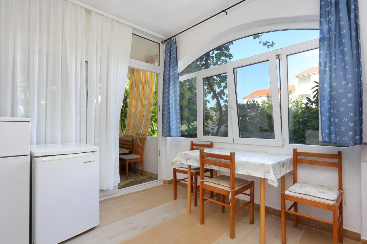 Apartments By The Sea Okrug Gornji, Ciovo - 1069 Trogir Exteriör bild