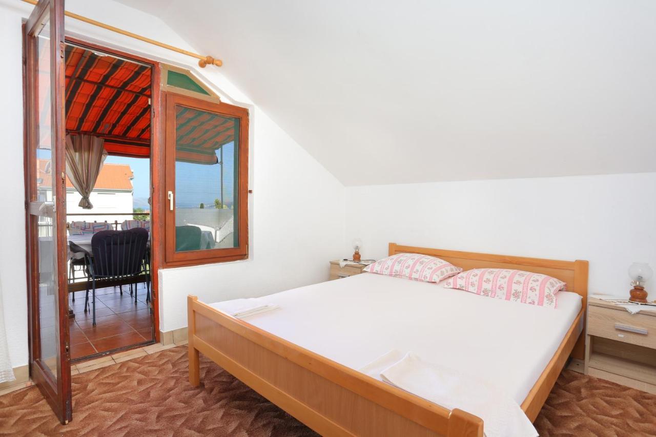 Apartments By The Sea Okrug Gornji, Ciovo - 1069 Trogir Exteriör bild